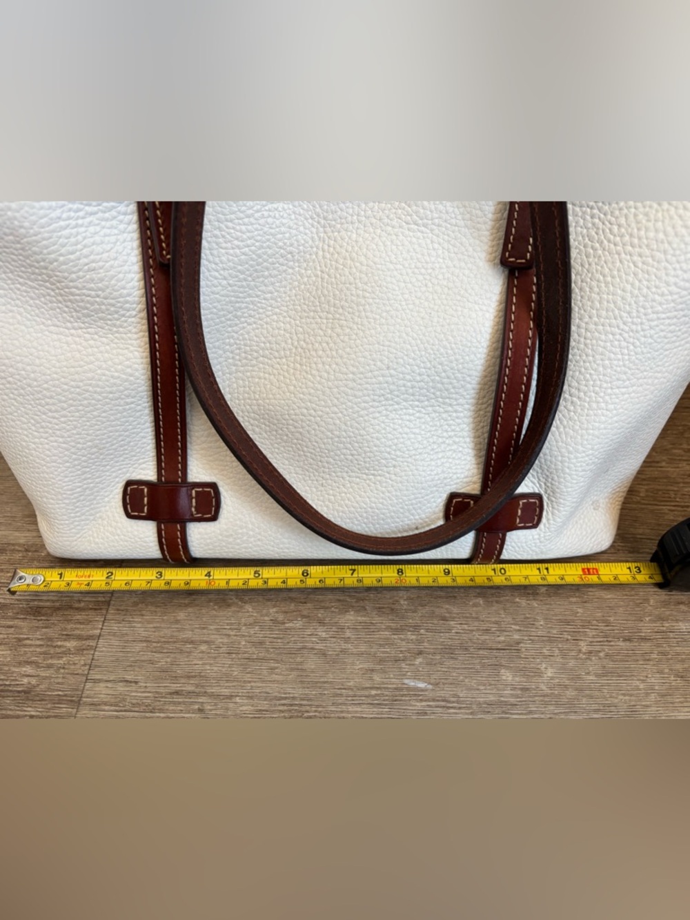 👜 Dooney & Bourke Pebbled Leather Tote Cream Brown Trim Large Shoulder Bag - Picture 5 of 9